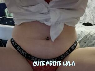 CUTE_PETITE_LYLA