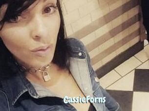 Cassie_Forns