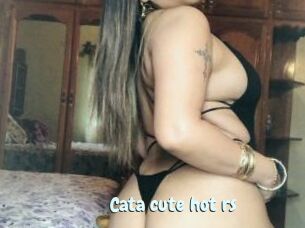 Cata_cute_hot_rs