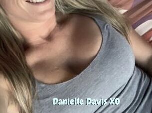Danielle_Davis_XO