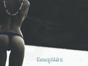 HoneyAkira