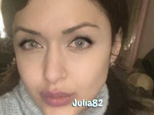 Julia82