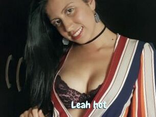 Leah_hot