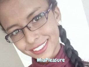 Mia_Pleasure