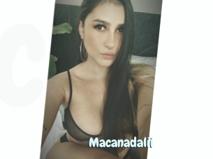 Macanadalii