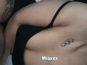 Miaxxx