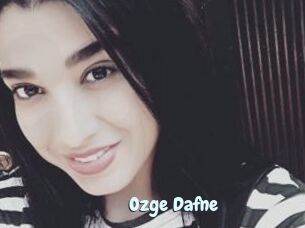 Ozge_Dafne