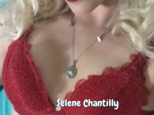 Selene_Chantilly